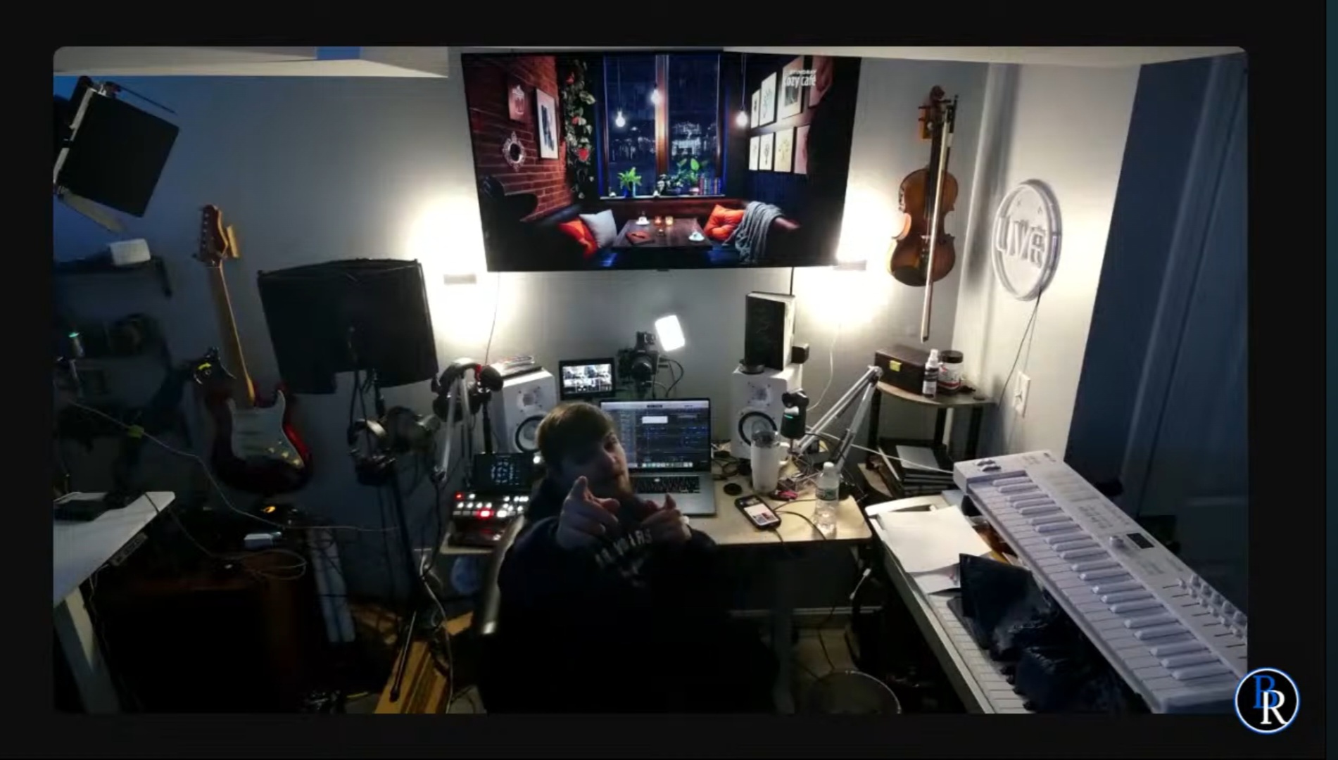 In Session LIVE w/ @BrettRaio 🔥 view more on brettraio.com/all-access ! music production Jesus InSessionLive
